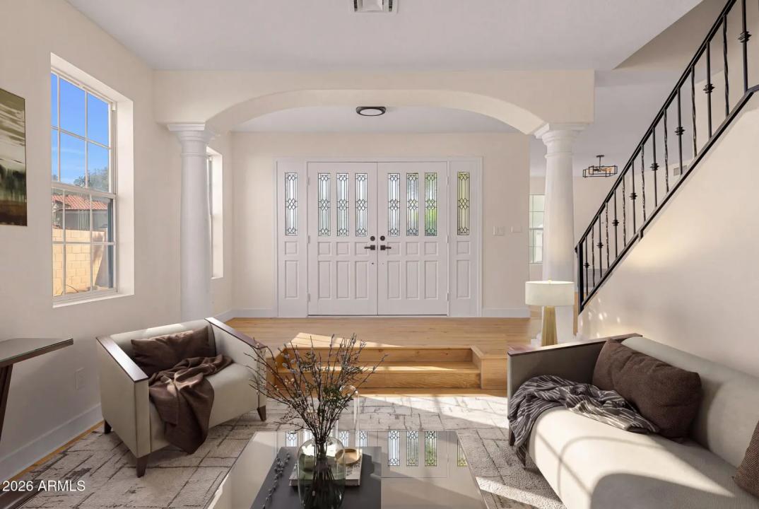 Real Estate Picture 3