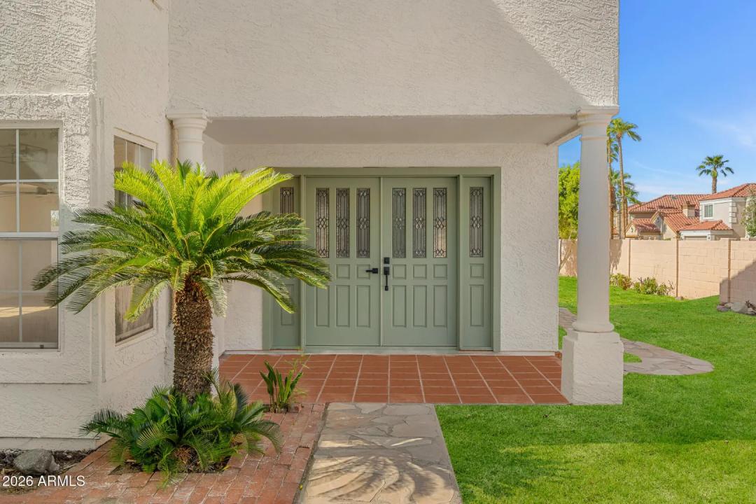 Real Estate Picture 2