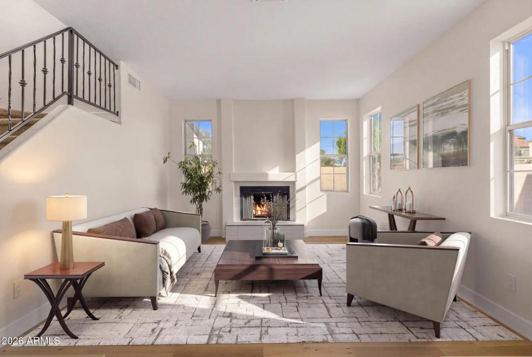 Real Estate Picture 4