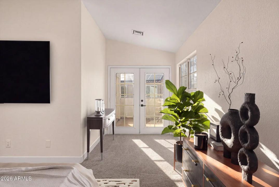 Real Estate Picture 9