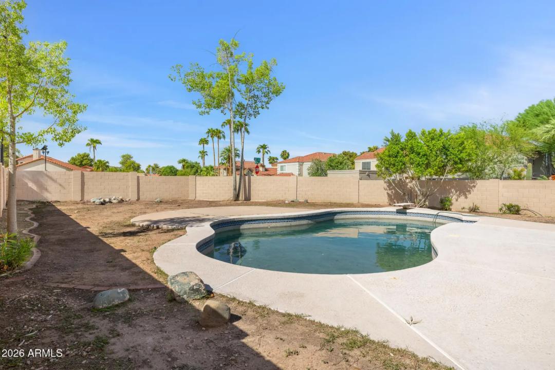 Real Estate Picture 20