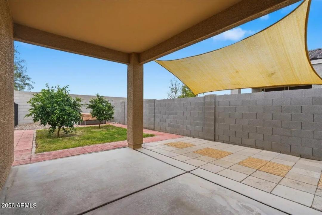 Real Estate Picture 21