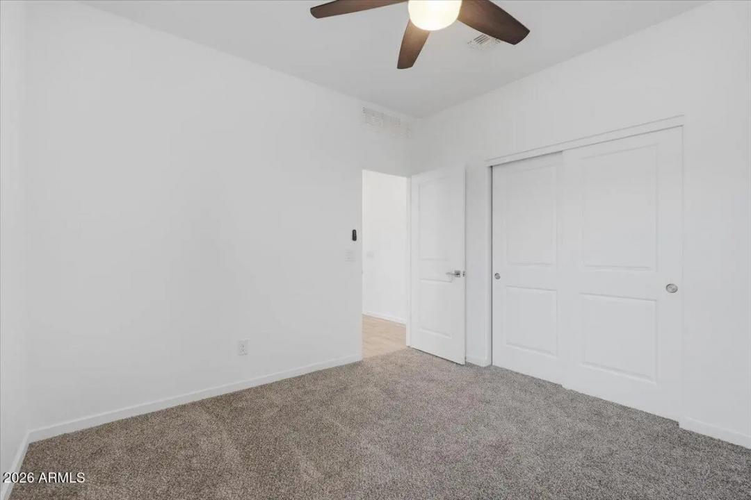 Real Estate Picture 15