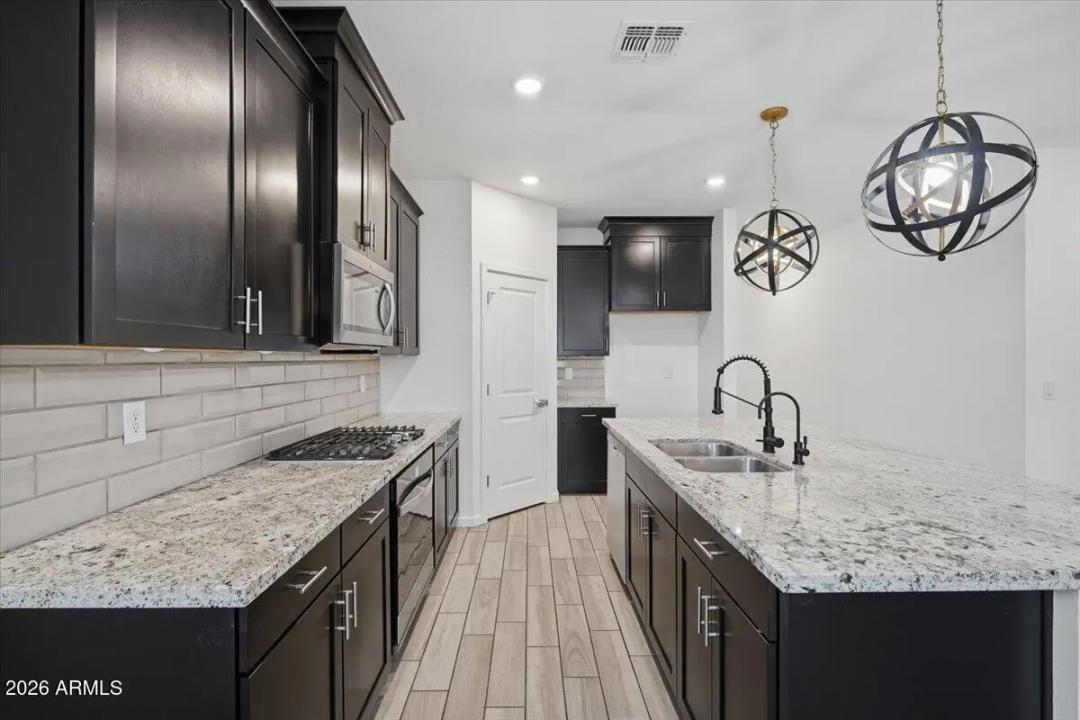 Real Estate Picture 1