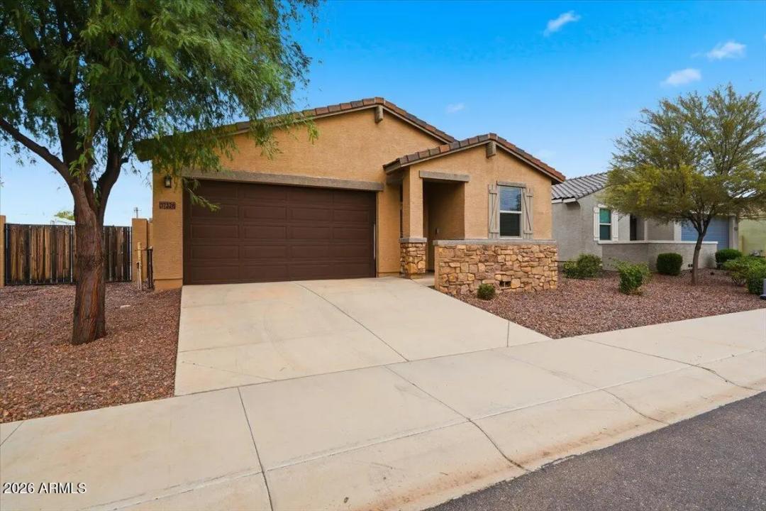 Real Estate Picture 2