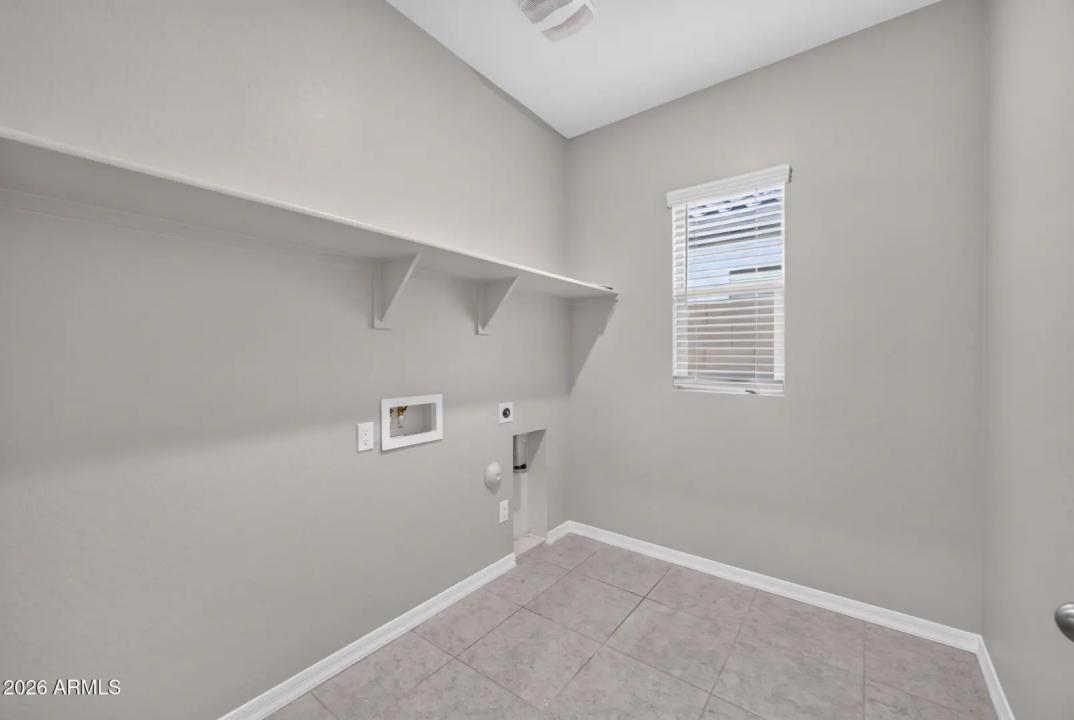 Real Estate Picture 21