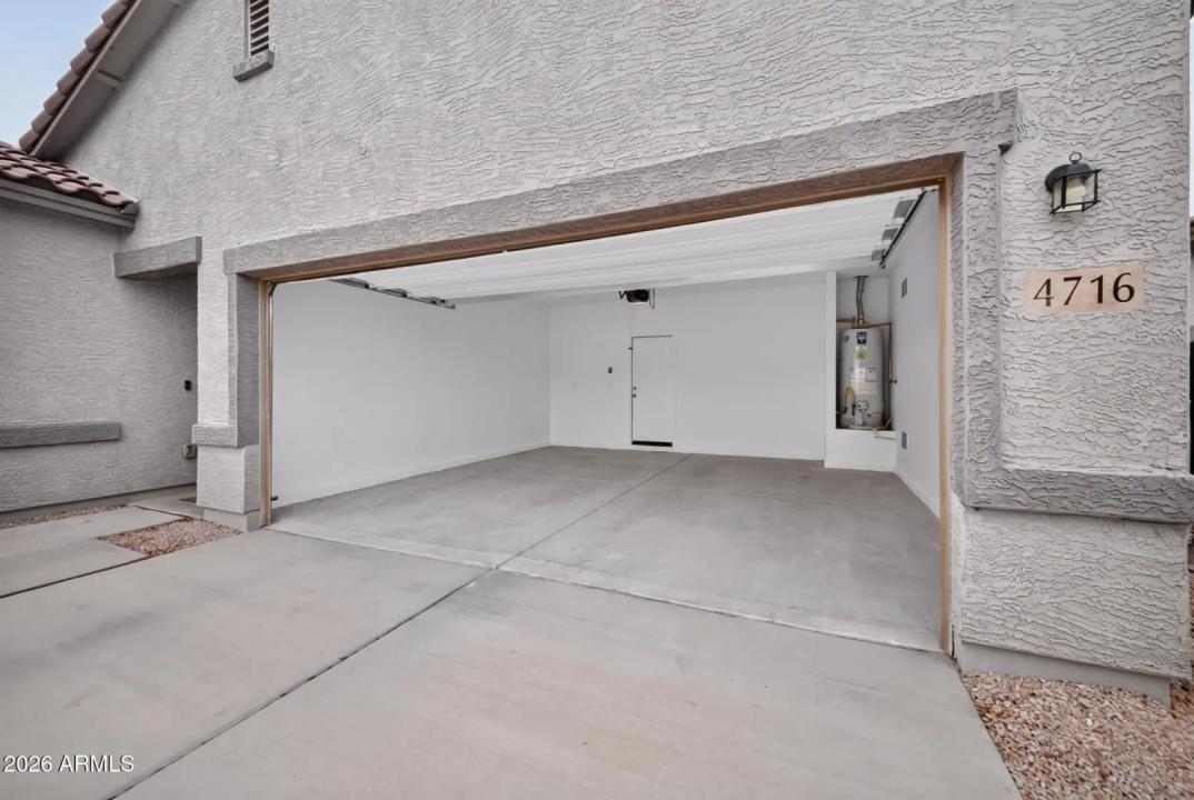 Real Estate Picture 22