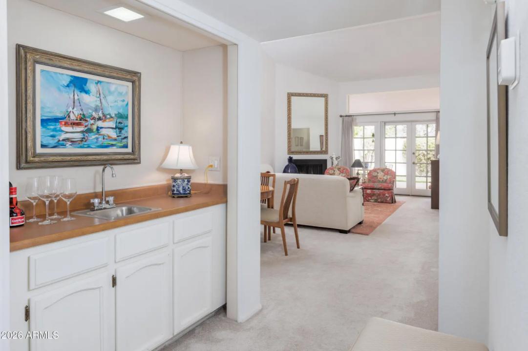 Real Estate Picture 8