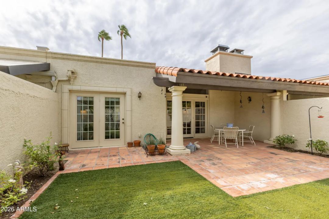 Real Estate Picture 19