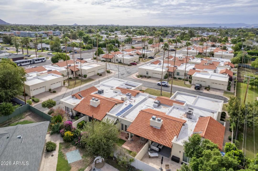 Real Estate Picture 22