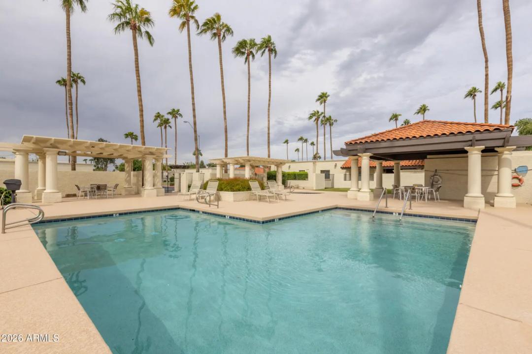 Real Estate Picture 24