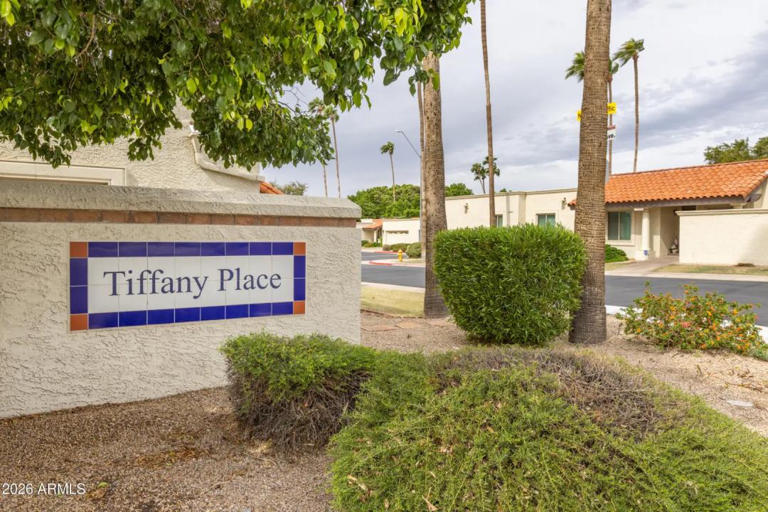 Real Estate Picture 25