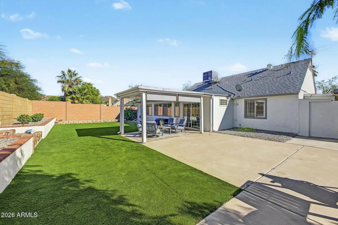 Real Estate Picture 21