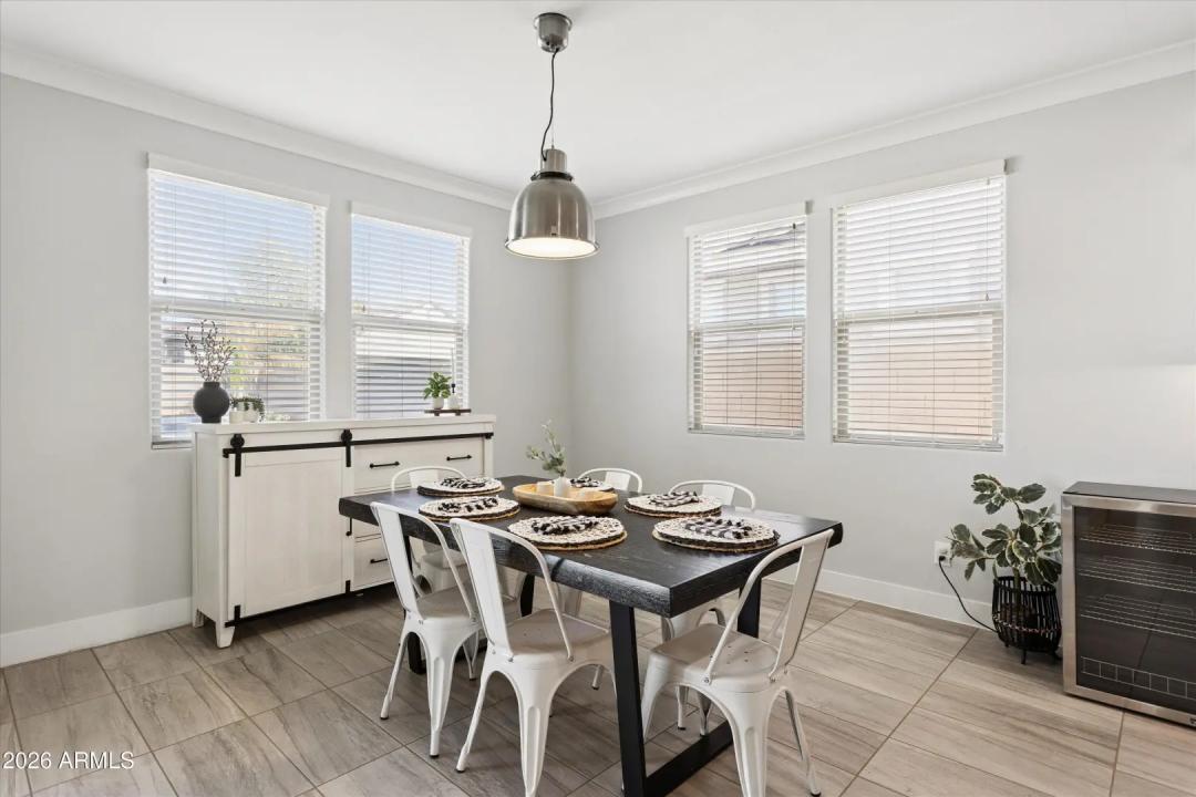 Real Estate Picture 13