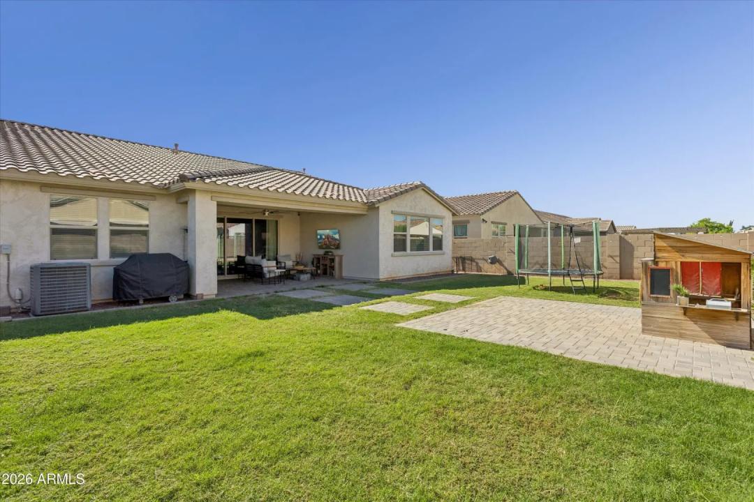 Real Estate Picture 38