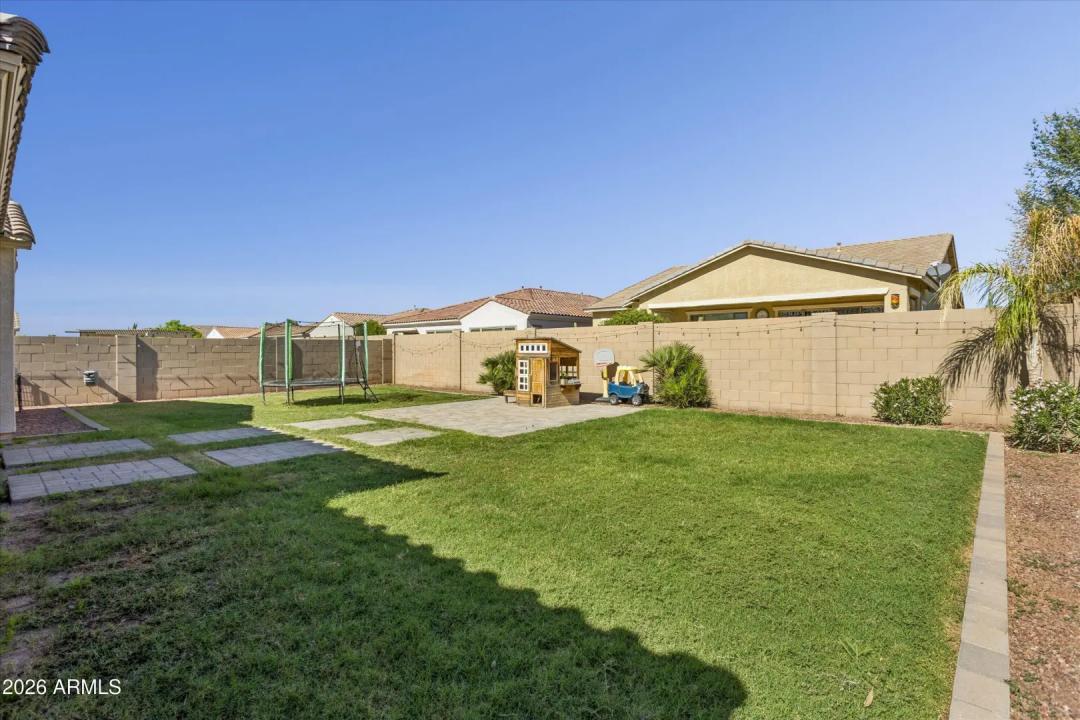 Real Estate Picture 40