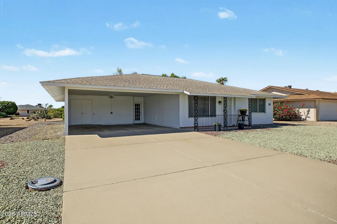 Real Estate Picture 3