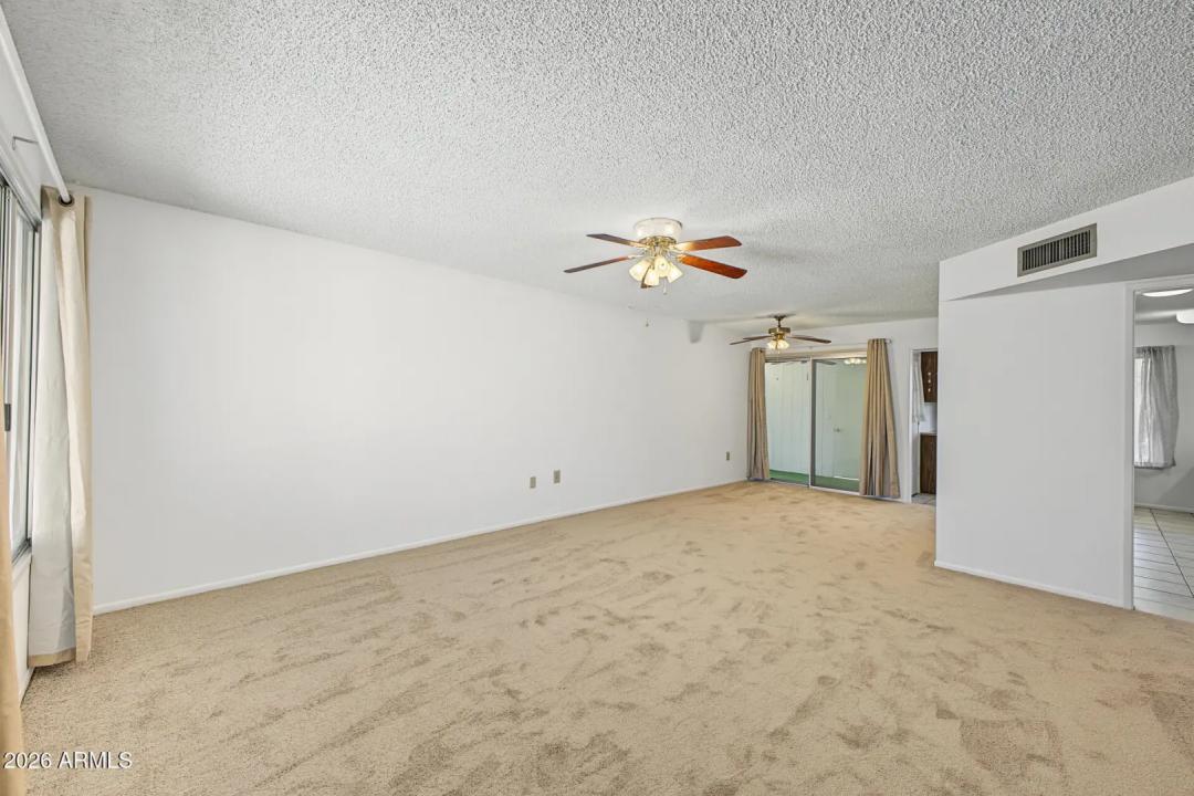 Real Estate Picture 6
