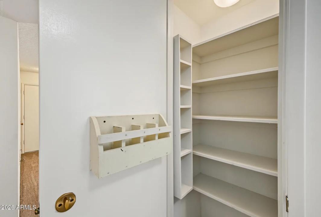 Real Estate Picture 23