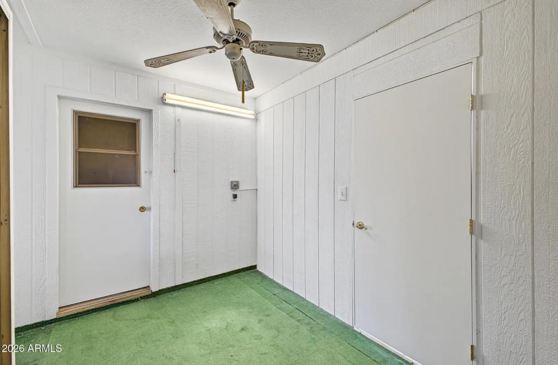 Real Estate Picture 24