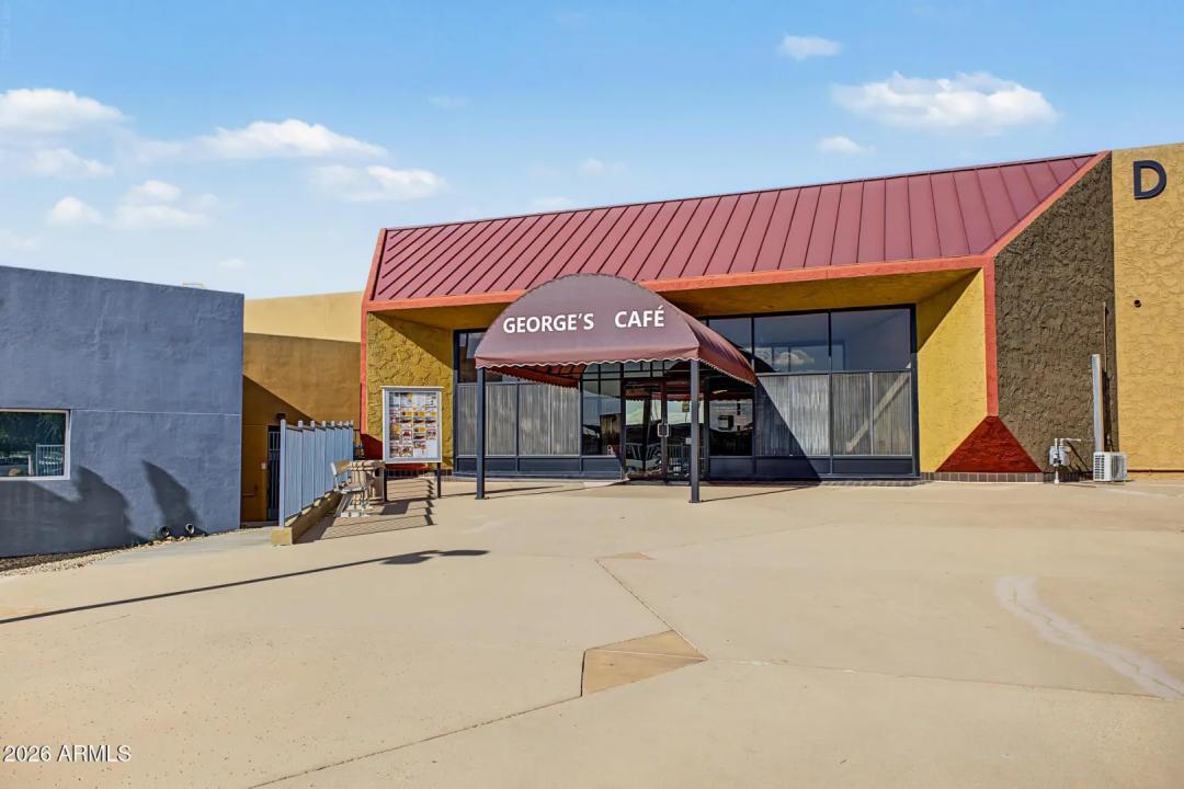 Real Estate Picture 38
