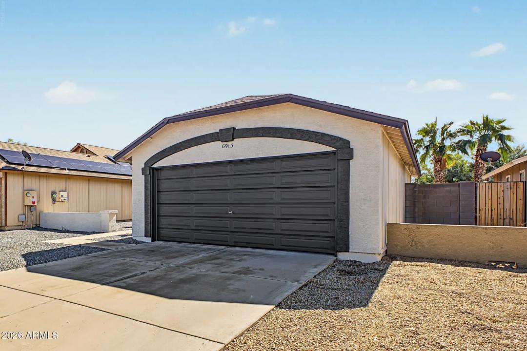 Real Estate Picture 3