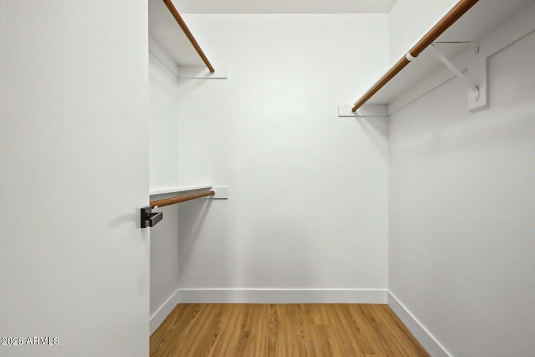 Real Estate Picture 17