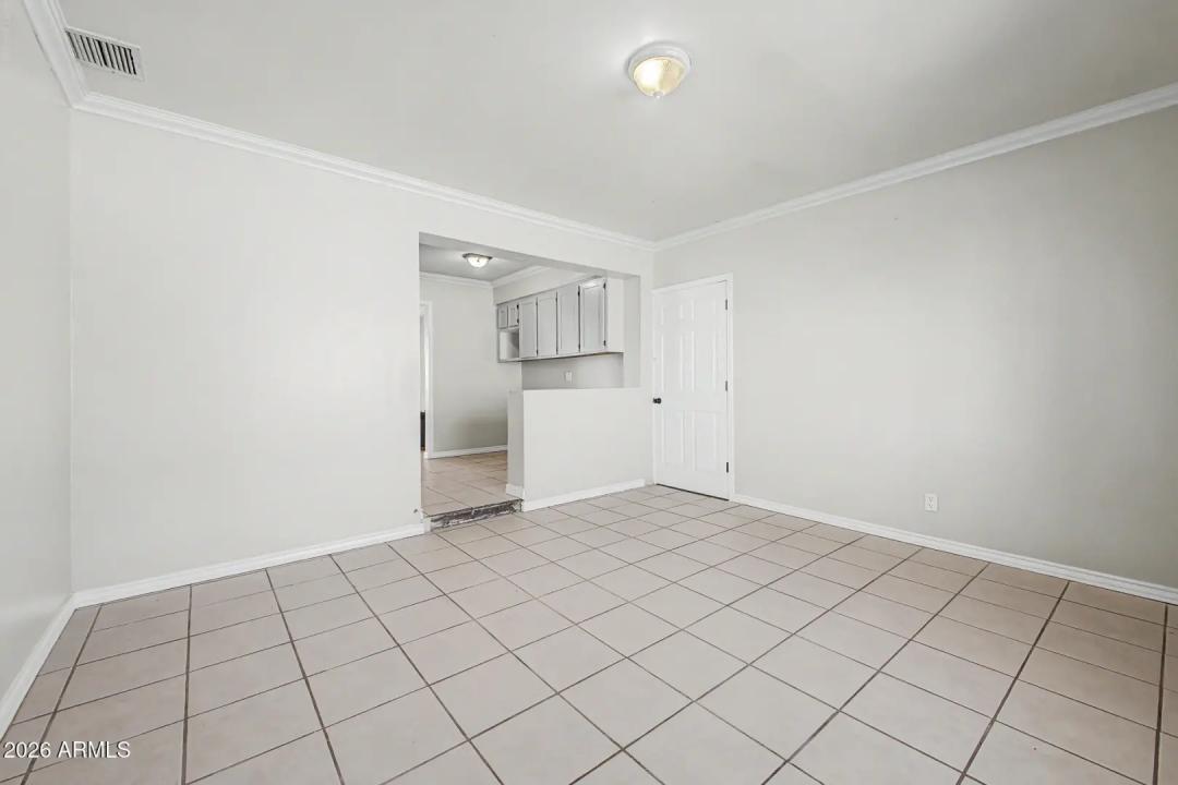 Real Estate Picture 13