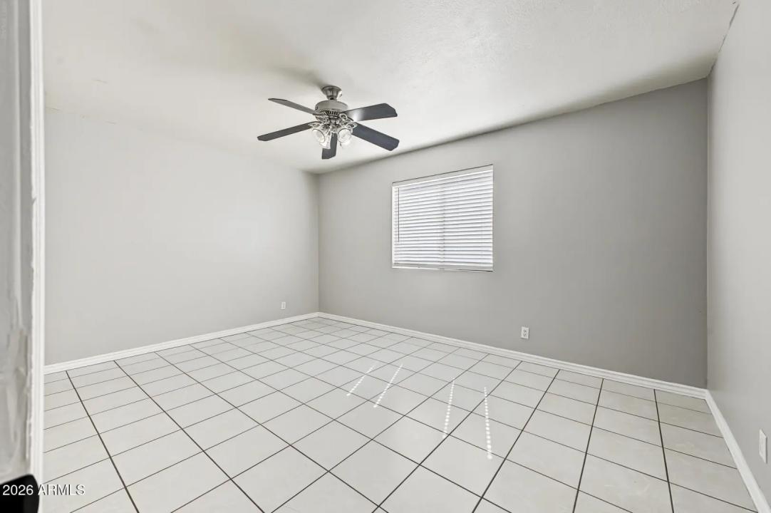 Real Estate Picture 19