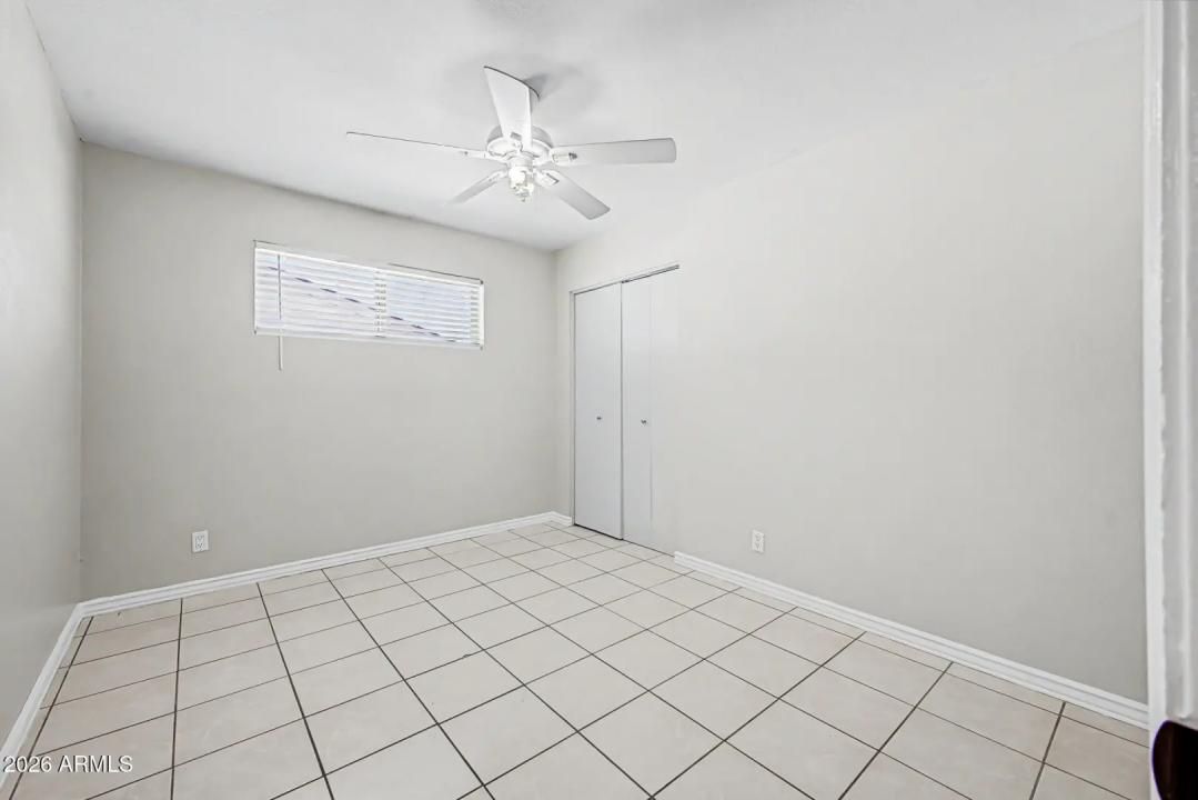 Real Estate Picture 18