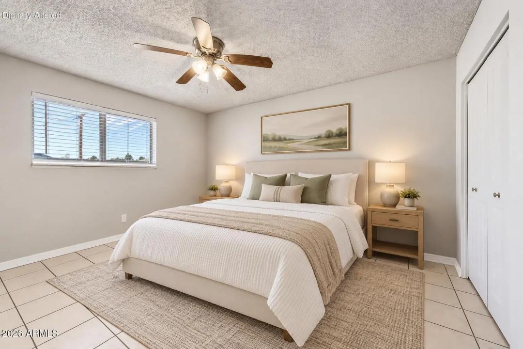 Real Estate Picture 14