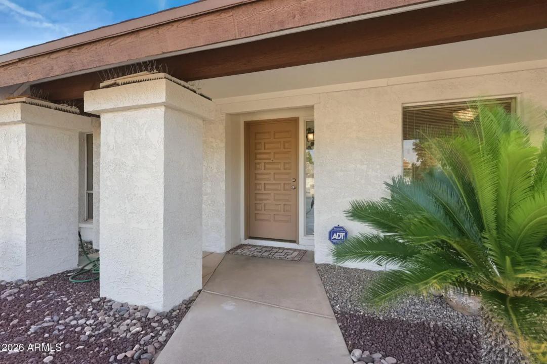 Real Estate Picture 5