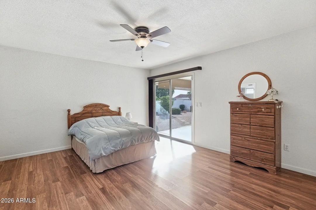 Real Estate Picture 21