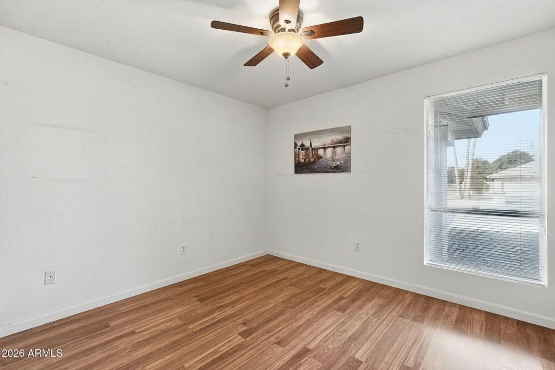 Real Estate Picture 29