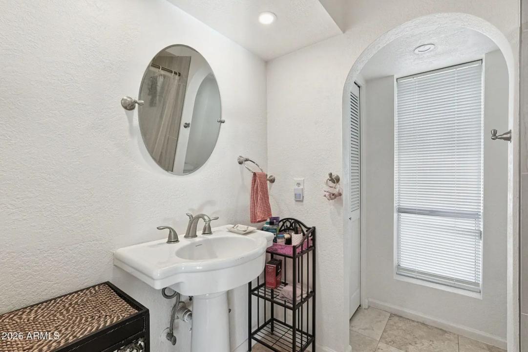 Real Estate Picture 31