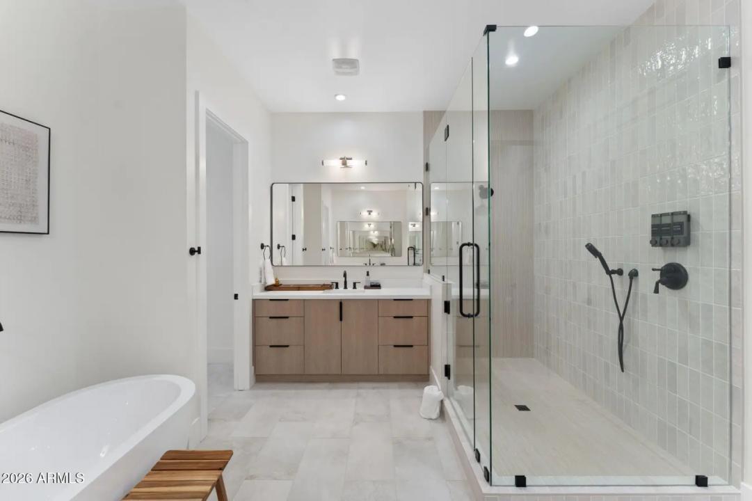 Real Estate Picture 20