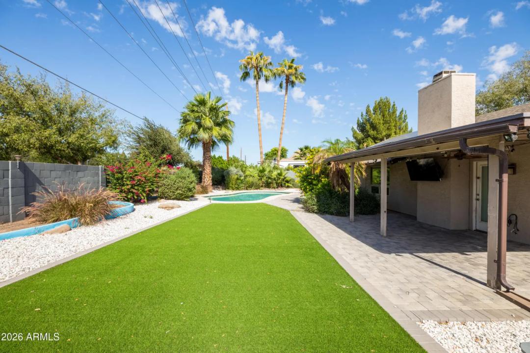 Real Estate Picture 29