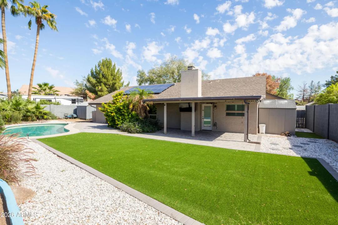 Real Estate Picture 30