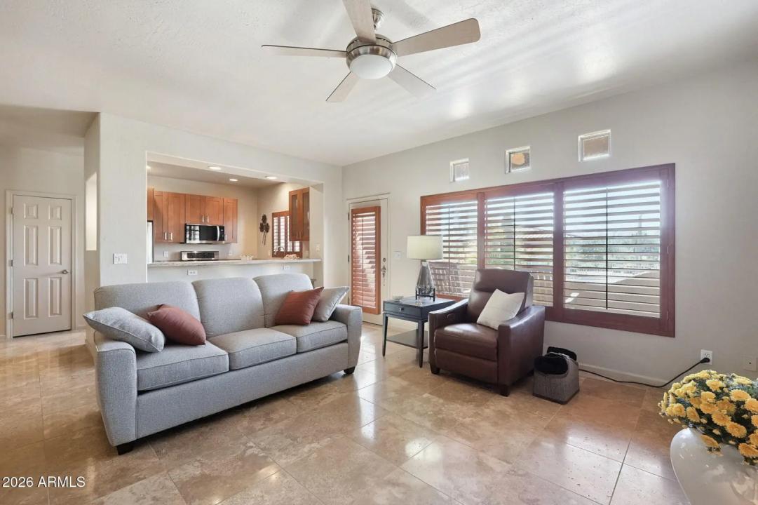 Real Estate Picture 17