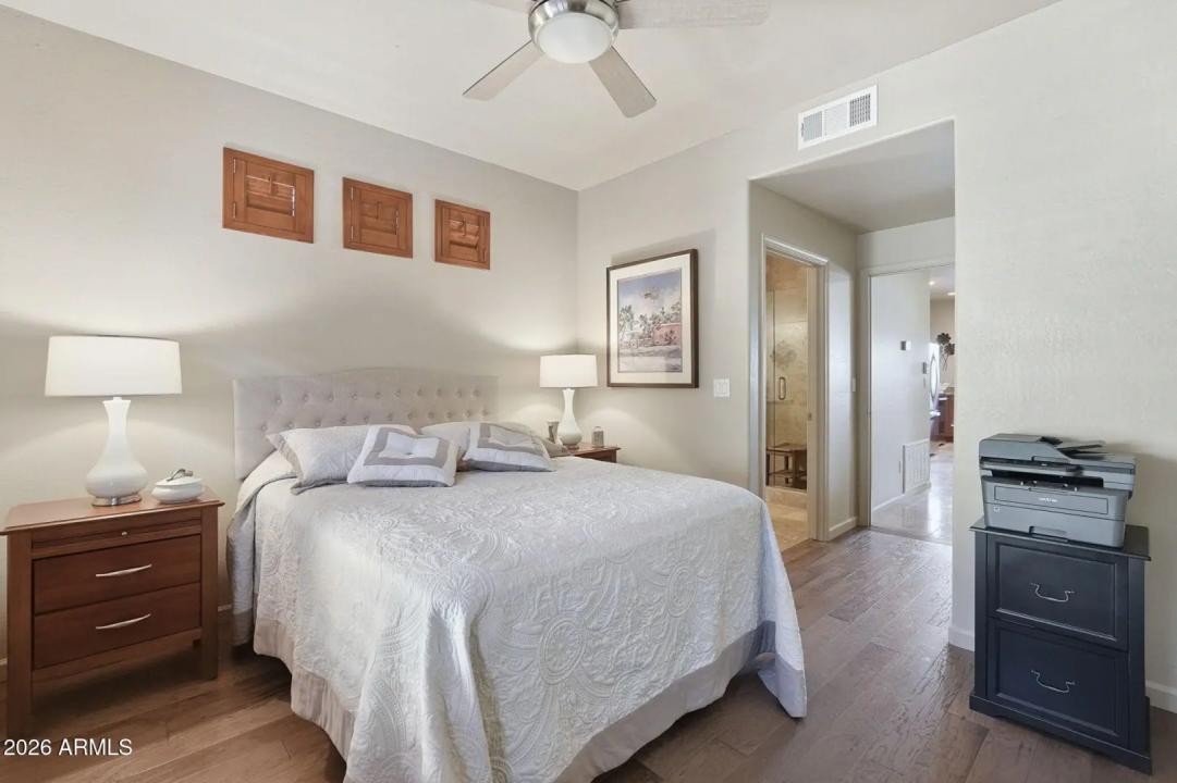 Real Estate Picture 28