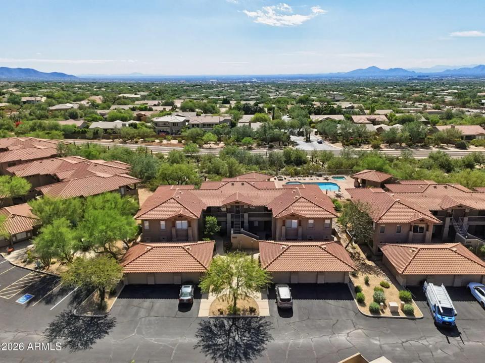 Real Estate Picture 36