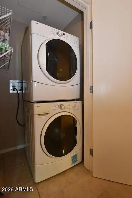 Real Estate Picture 11
