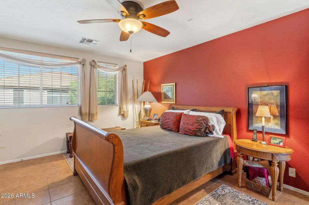Real Estate Picture 21
