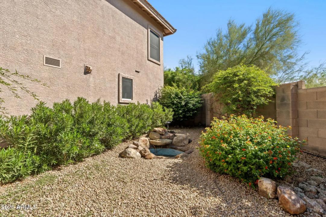 Real Estate Picture 29