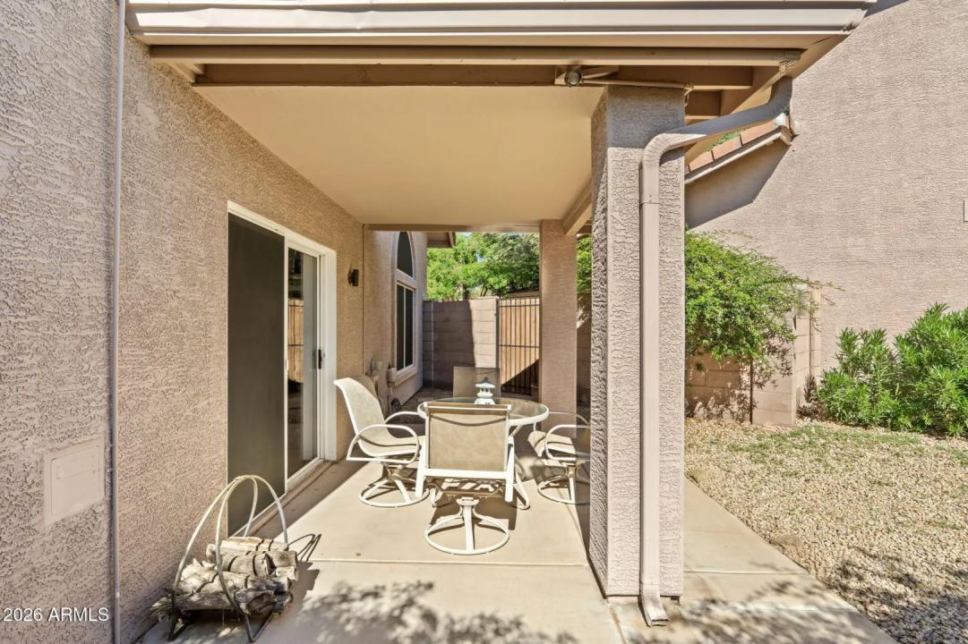 Real Estate Picture 30