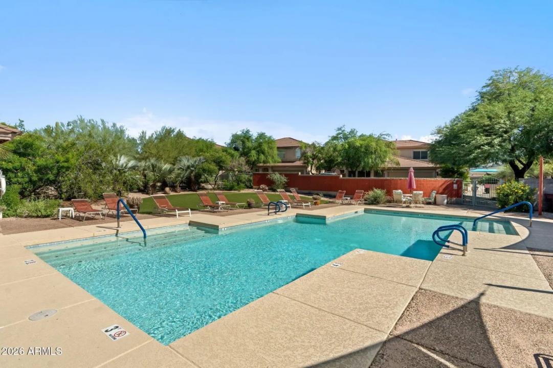 Real Estate Picture 32