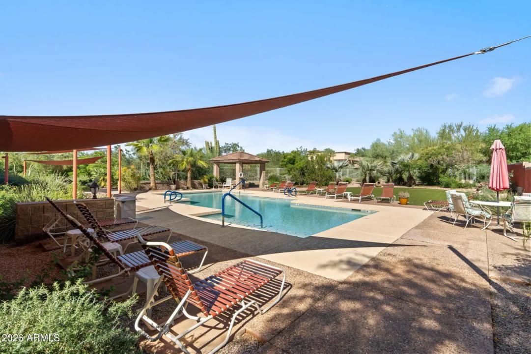 Real Estate Picture 33