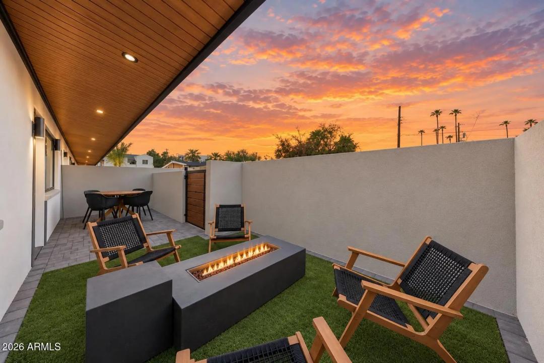 Real Estate Picture 2