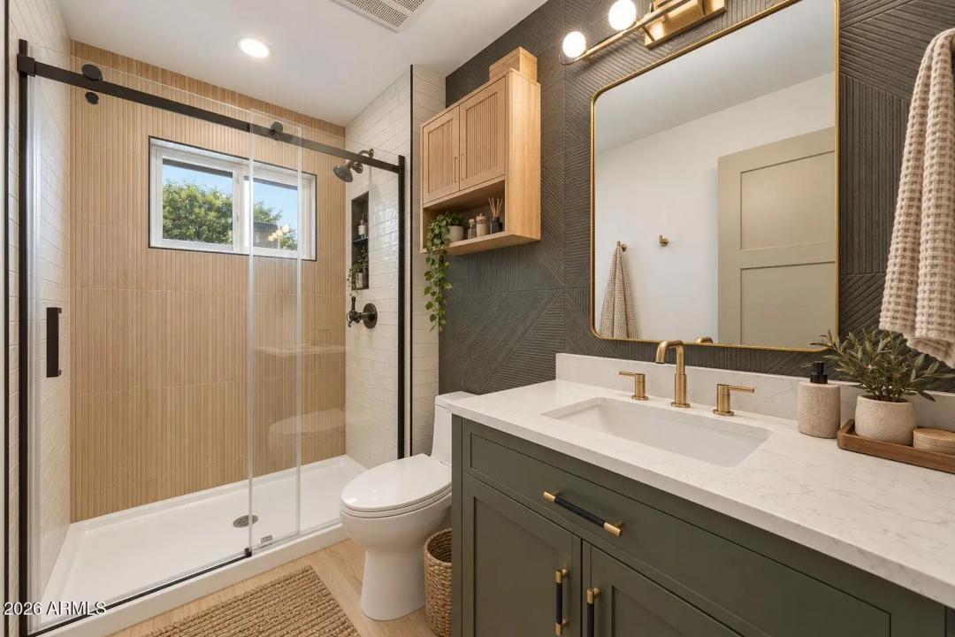 Real Estate Picture 6