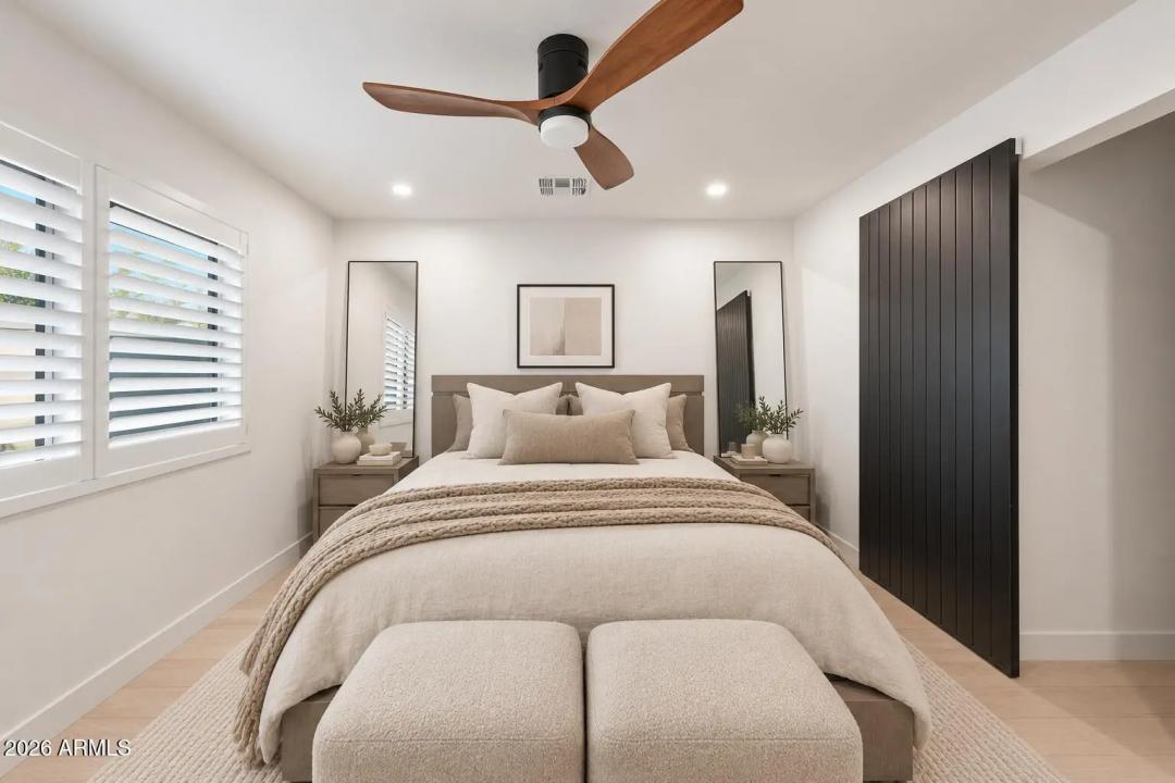 Real Estate Picture 13